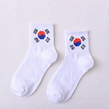 Load image into Gallery viewer, Epous Fashion Cartoon Character Cute Short Socks Women Harajuku Cute Patterend Ankle Socks Hipster Skatebord Ankle Funny Socks